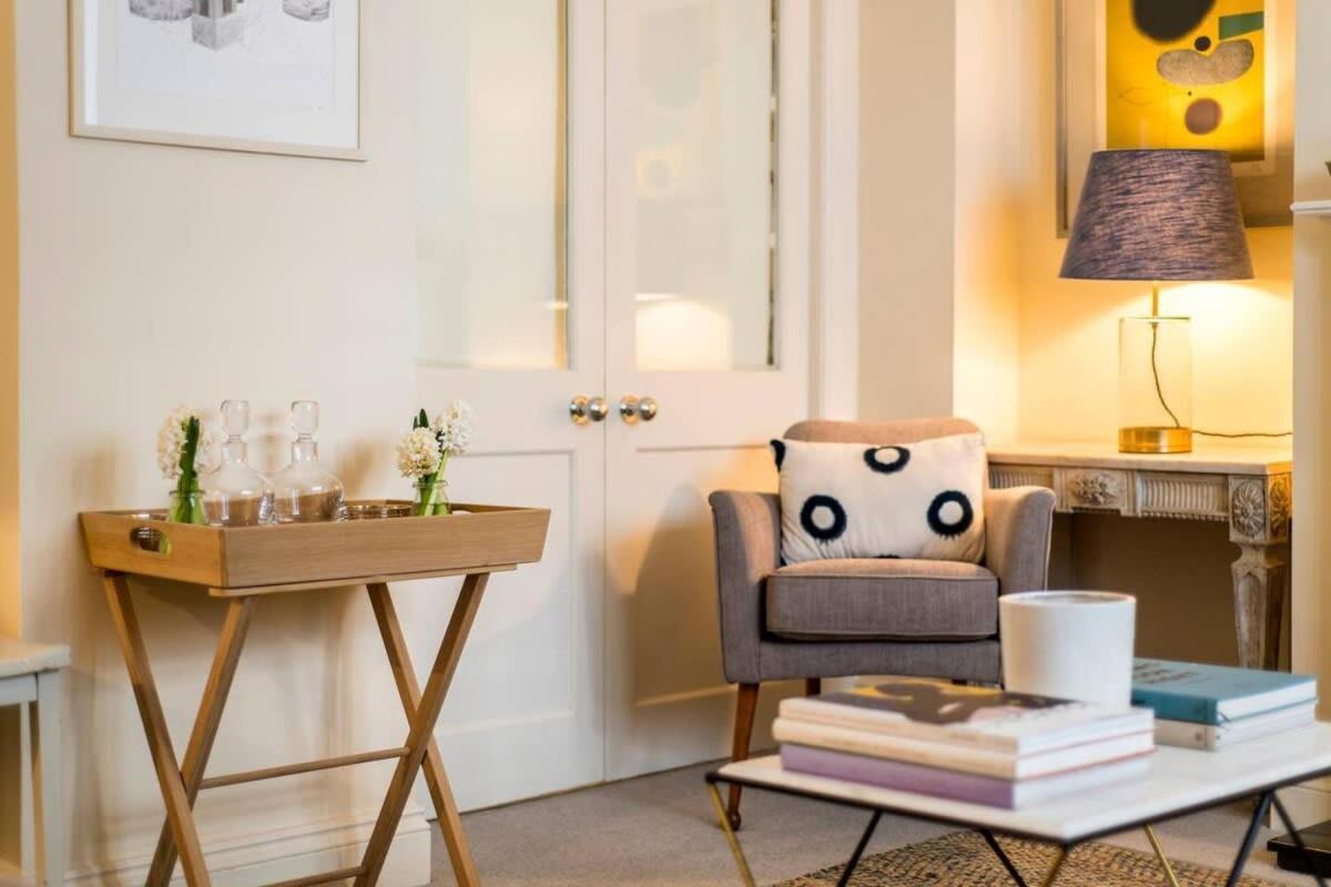 Delightful 2 Bed In Notting Hill - 5 Min From Tube Lägenhet London Exteriör bild